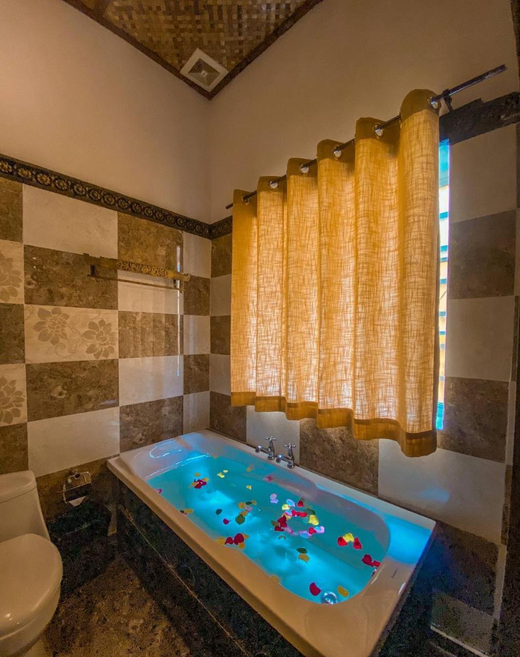 Le Casablanca Hotel Phnom Penh Luaran gambar