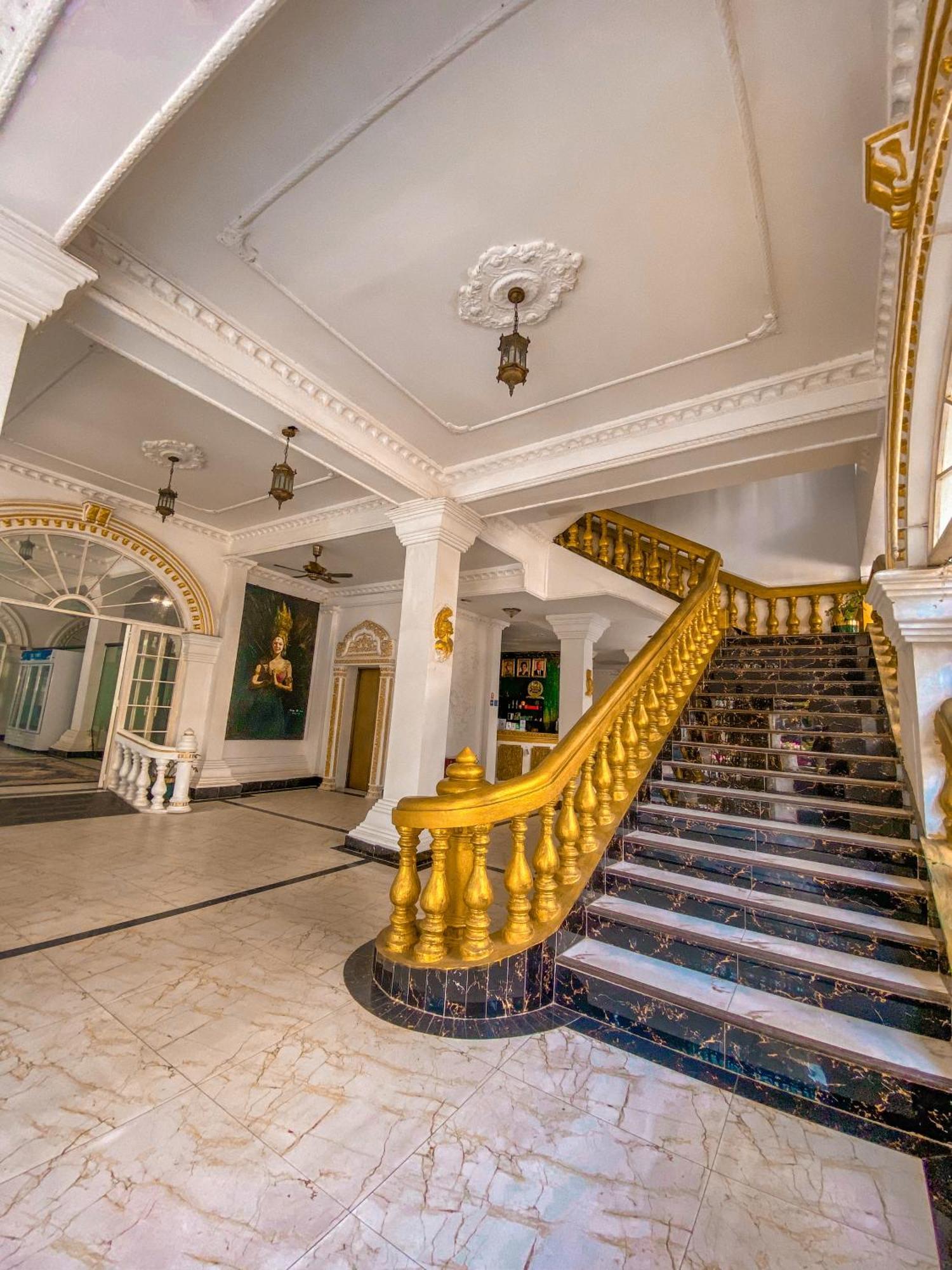 Le Casablanca Hotel Phnom Penh Luaran gambar